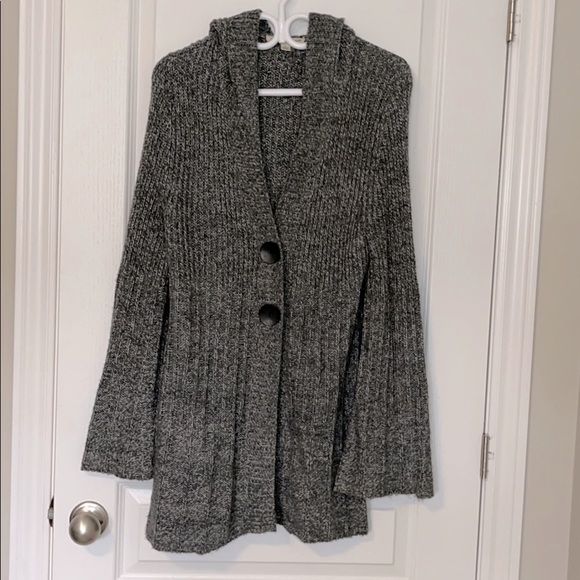 Carolyn Taylor cardigan - Picture 1 of 9